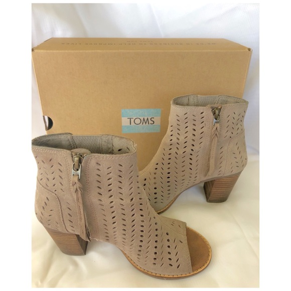 TOMS ♥️ Open Toe Suede Booties - Picture 3 of 8